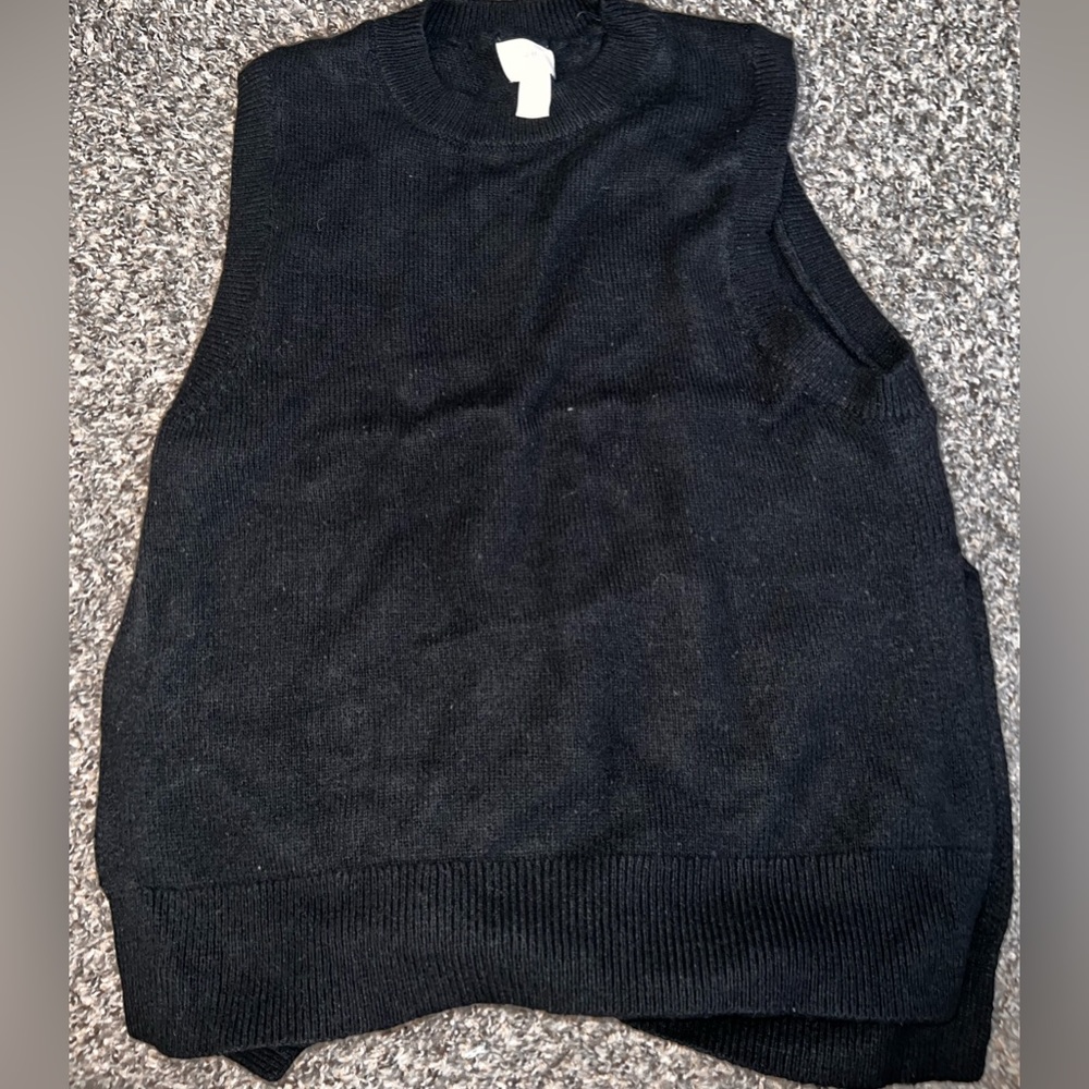 H&M size XS oversized vest with slide slits